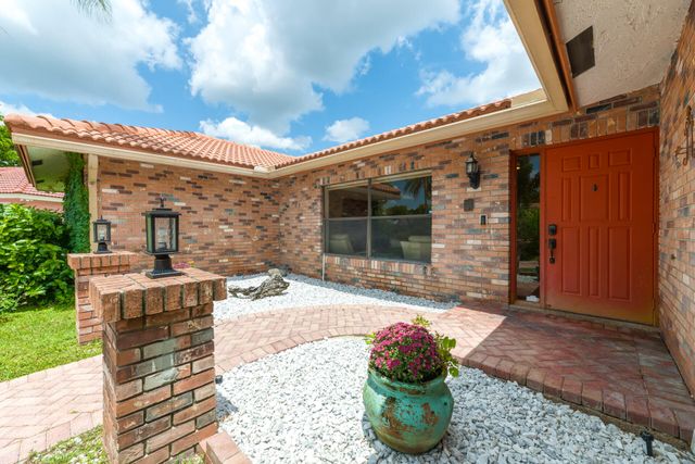 8501 NW 80 Street, Tamarac, FL 33321