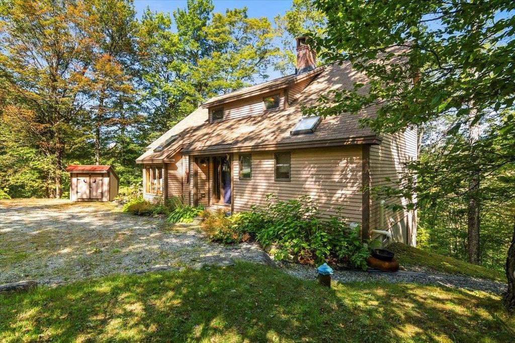 17 Signal Hill Road, Winhall, VT 05340