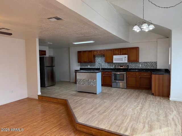 1904 W PALM Lane, Phoenix, AZ 85009