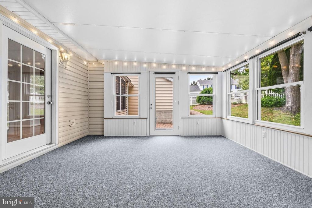 Image 22 of property listing at 704 COLLIER CT, Westminster, MD 21158