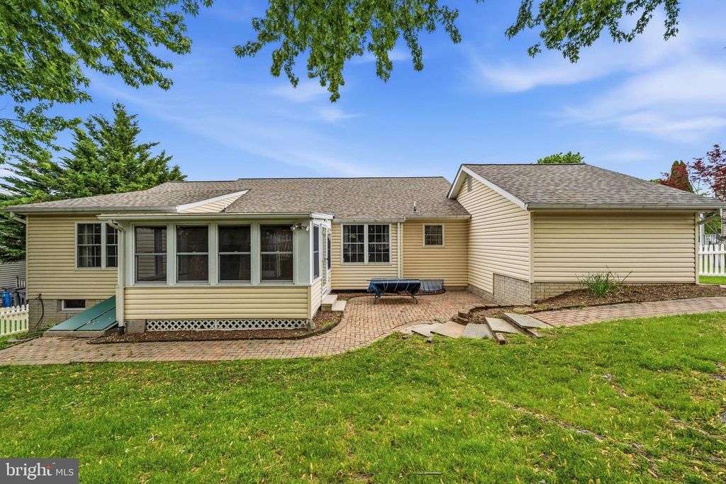 Image 41 of property listing at 704 COLLIER CT, Westminster, MD 21158