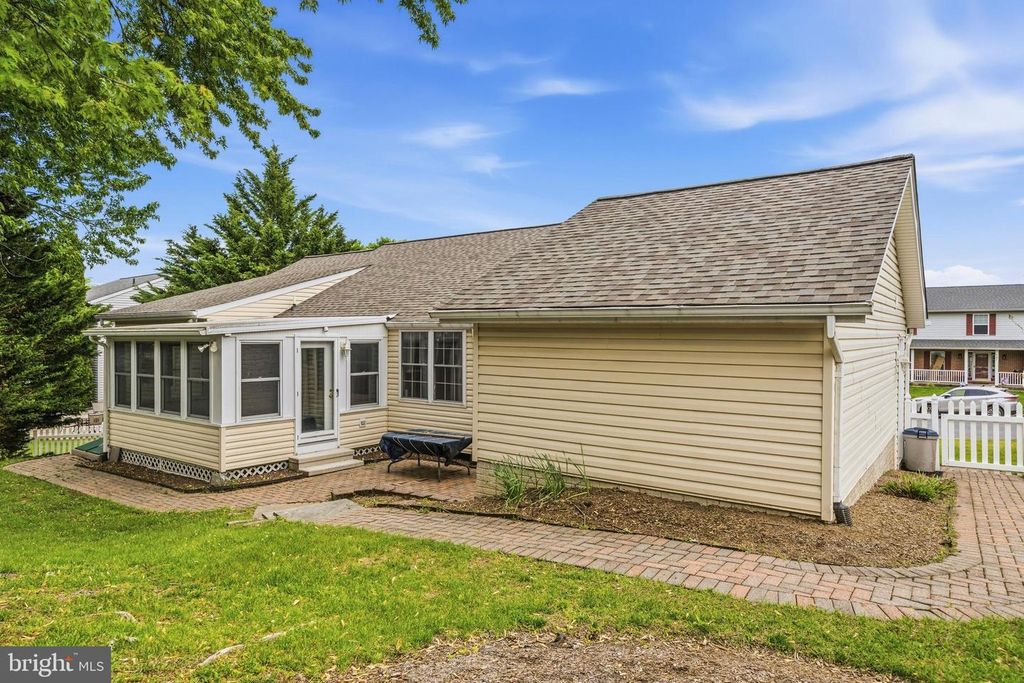 Image 43 of property listing at 704 COLLIER CT, Westminster, MD 21158