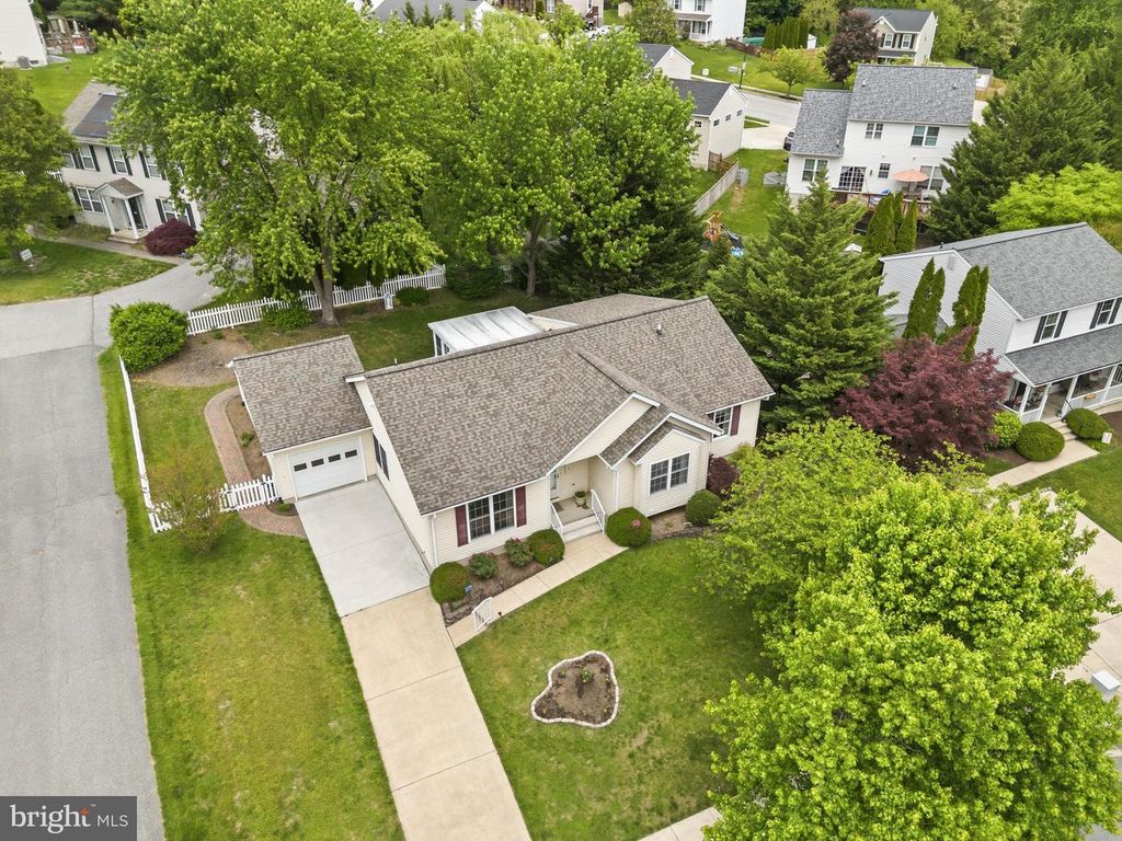 Image 51 of property listing at 704 COLLIER CT, Westminster, MD 21158
