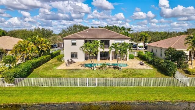 11606 Hibbs Grove Dr, Cooper City, FL 33330