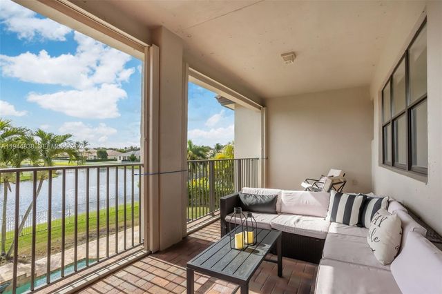 11606 Hibbs Grove Dr, Cooper City, FL 33330