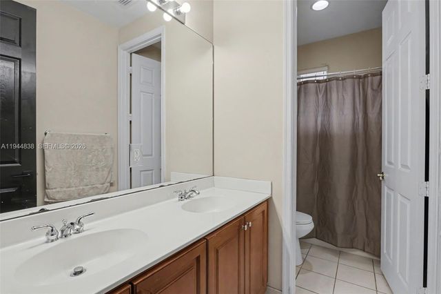 11606 Hibbs Grove Dr, Cooper City, FL 33330