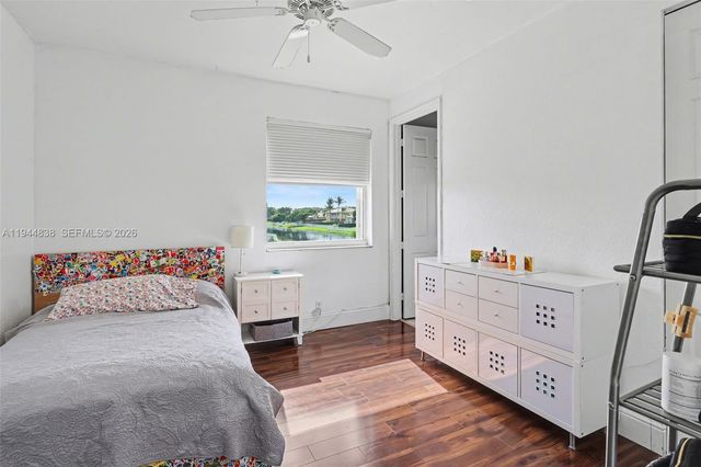 11606 Hibbs Grove Dr, Cooper City, FL 33330