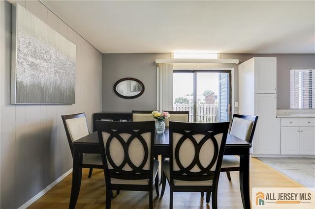 10 Quincy Circle L-10, South Brunswick, NJ 08810