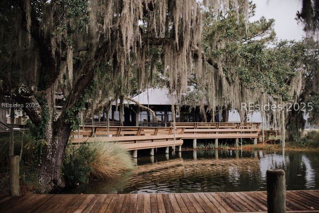 11 Old Oak Rd, Bluffton, SC 29909