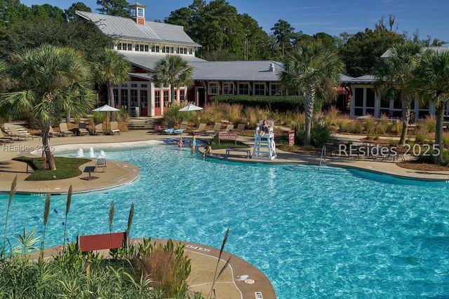 11 Old Oak Rd, Bluffton, SC 29909