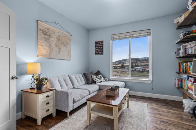 8997 NW Elizabeth Way, Prineville, OR 97754