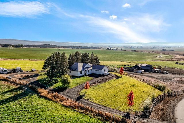 8997 NW Elizabeth Way, Prineville, OR 97754