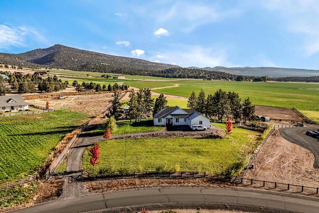 8997 NW Elizabeth Way, Prineville, OR 97754