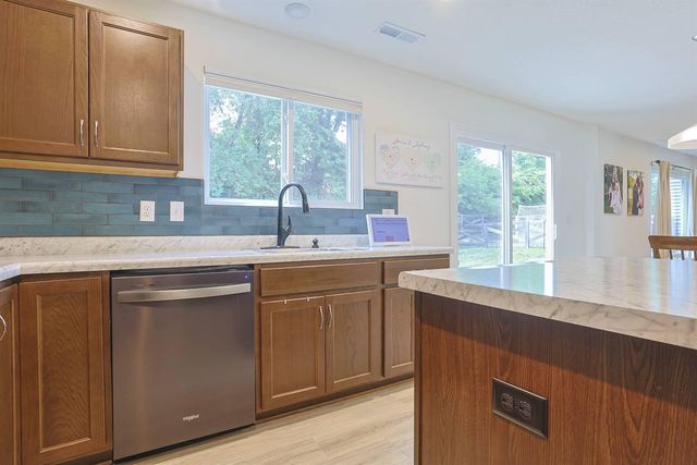 1327 Meadowcrest Circle, Independence, KY 41051