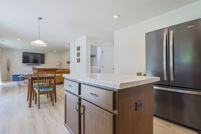 1327 Meadowcrest Circle, Independence, KY 41051