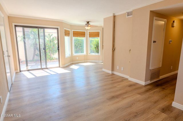 2704 Simi Hills Lane, Simi Valley, CA 93063