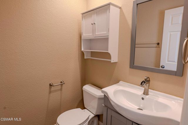 2704 Simi Hills Lane, Simi Valley, CA 93063
