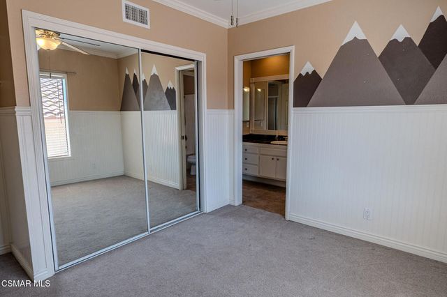 2704 Simi Hills Lane, Simi Valley, CA 93063