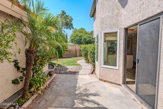 2704 Simi Hills Lane, Simi Valley, CA 93063