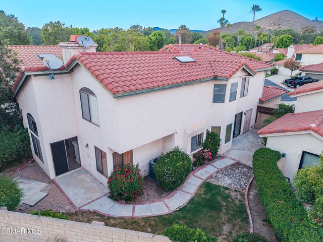 2704 Simi Hills Lane, Simi Valley, CA 93063