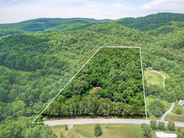 9249 Monterey Hwy, Sparta, TN 38583