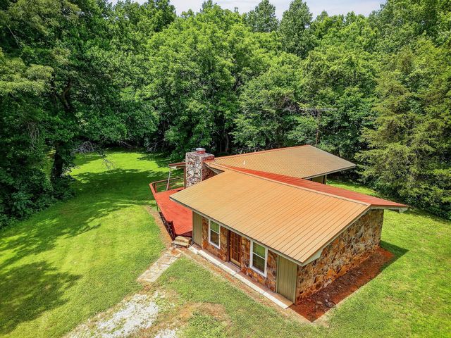 9249 Monterey Hwy, Sparta, TN 38583