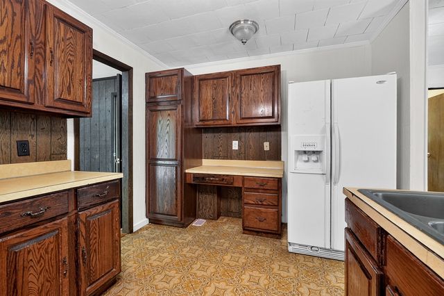9249 Monterey Hwy, Sparta, TN 38583
