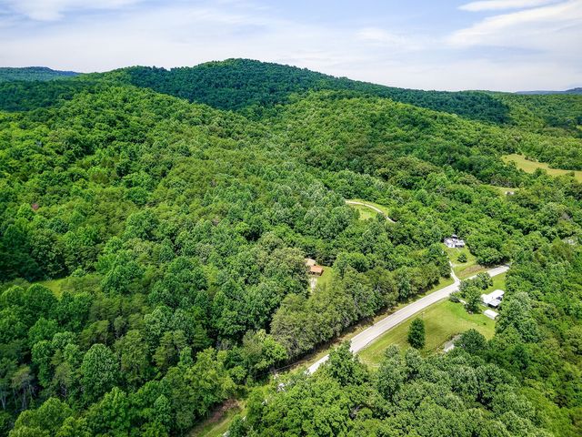 9249 Monterey Hwy, Sparta, TN 38583