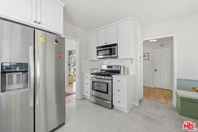 859 Cresthaven Drive, Los Angeles, CA 90042