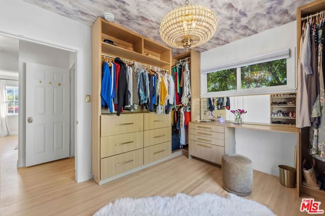 859 Cresthaven Drive, Los Angeles, CA 90042