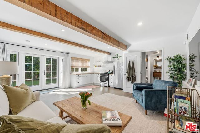 859 Cresthaven Drive, Los Angeles, CA 90042