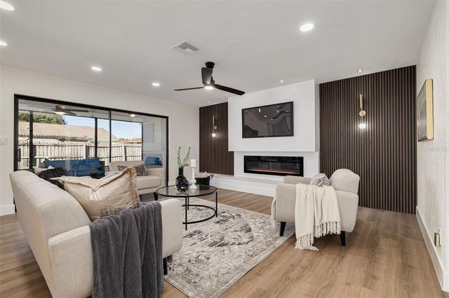 2034 58TH WAY N, Clearwater, FL 33760