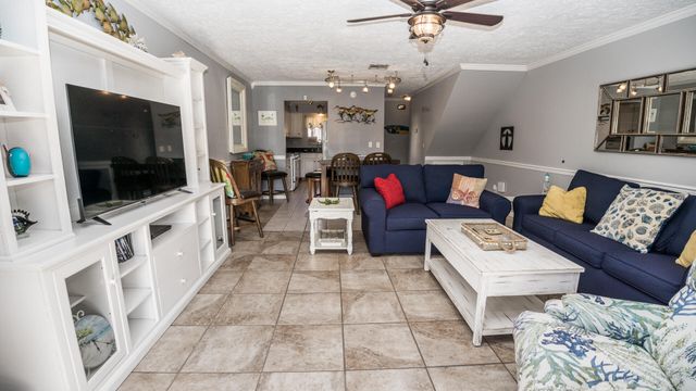 17751 Panama City Beach Parkway UNIT 7B, Panama City Beach, FL 32413