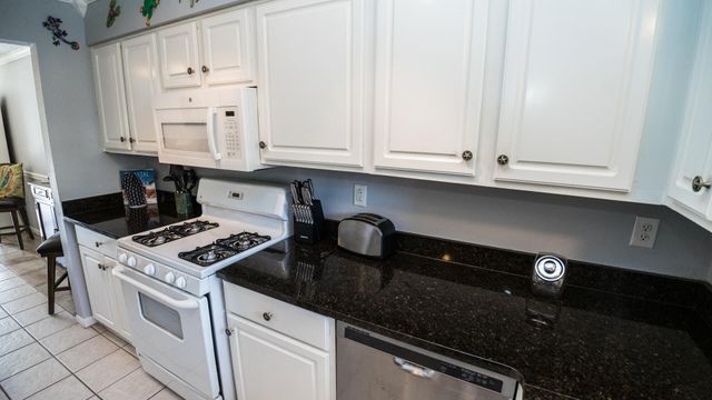 17751 Panama City Beach Parkway UNIT 7B, Panama City Beach, FL 32413