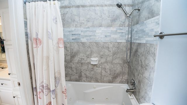 17751 Panama City Beach Parkway UNIT 7B, Panama City Beach, FL 32413