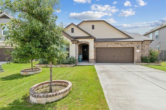 170 Kennicott DR, Kyle, TX 78640