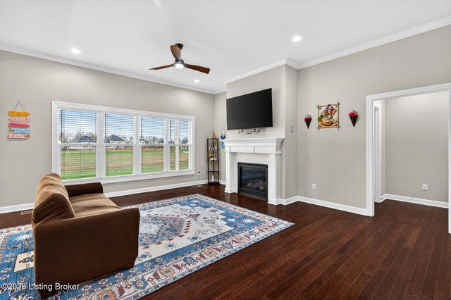 11516 Angel Falls Dr, Prospect, KY 40059