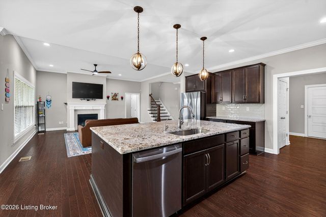 11516 Angel Falls Dr, Prospect, KY 40059