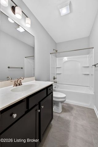 11516 Angel Falls Dr, Prospect, KY 40059