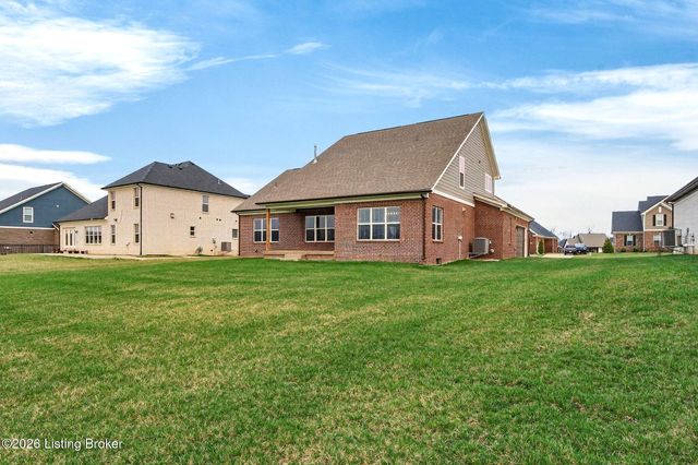 11516 Angel Falls Dr, Prospect, KY 40059