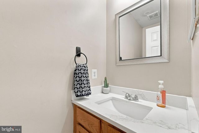 105 MUSKET LN, Locust Grove, VA 22508