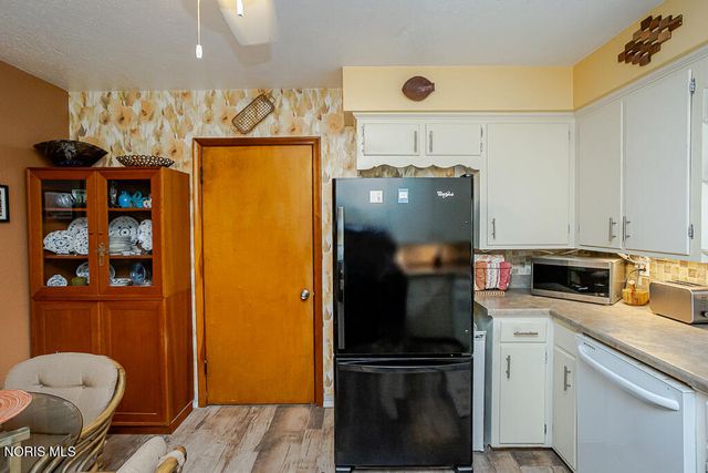 3215 Ravenwood Boulevard, Toledo, OH 43614