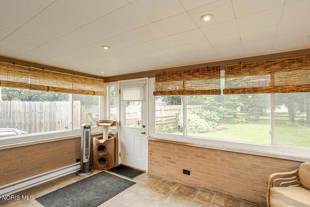 3215 Ravenwood Boulevard, Toledo, OH 43614