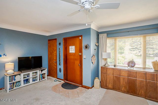 3215 Ravenwood Boulevard, Toledo, OH 43614