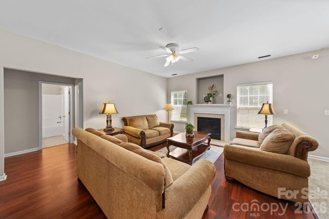 6403 Sackett Way, Charlotte, NC 28269
