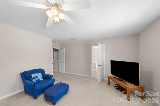 6403 Sackett Way, Charlotte, NC 28269