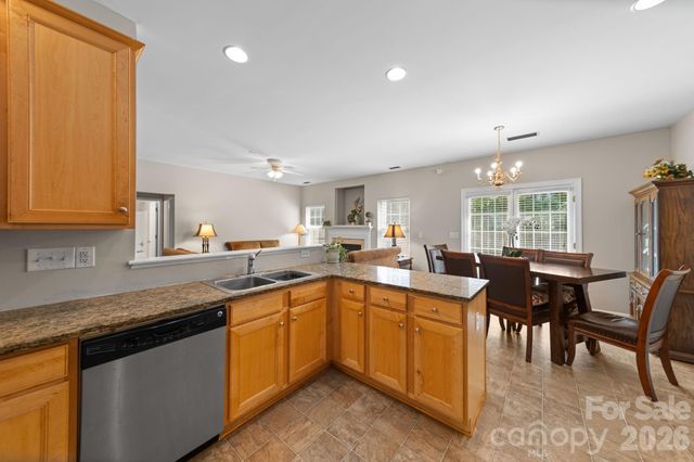 6403 Sackett Way, Charlotte, NC 28269