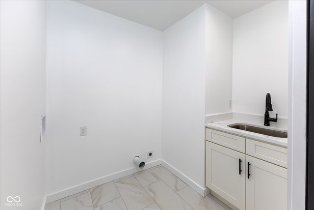 630 Mill Springs, Coatesville, IN 46121