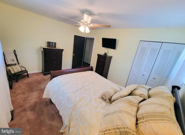 581 TOWNSHIP LINE RD, Franklinville, NJ 08322