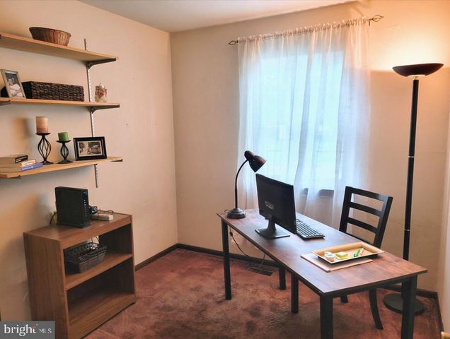 581 TOWNSHIP LINE RD, Franklinville, NJ 08322